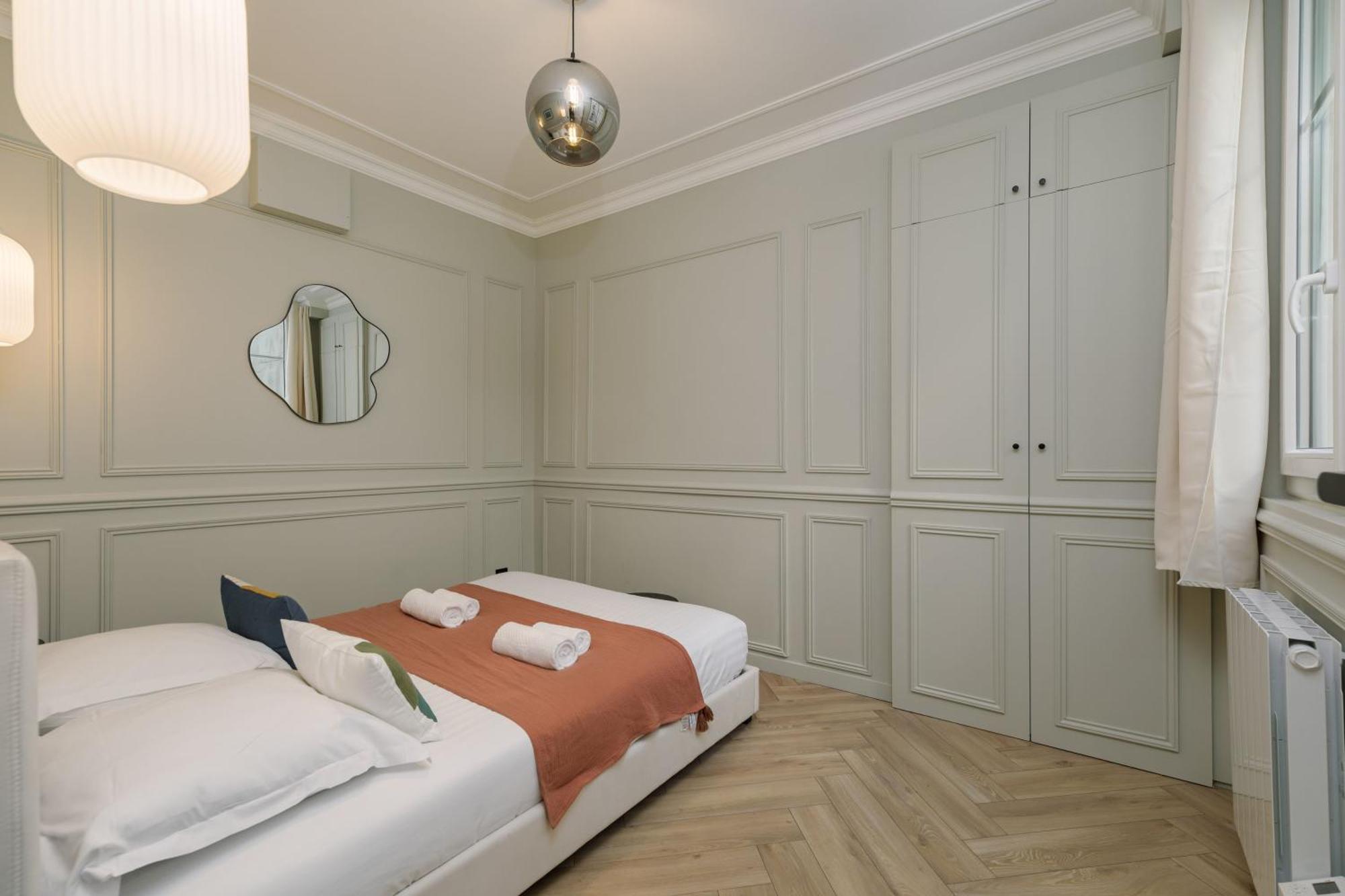 Poetic Stay - Louvre Париж Экстерьер фото