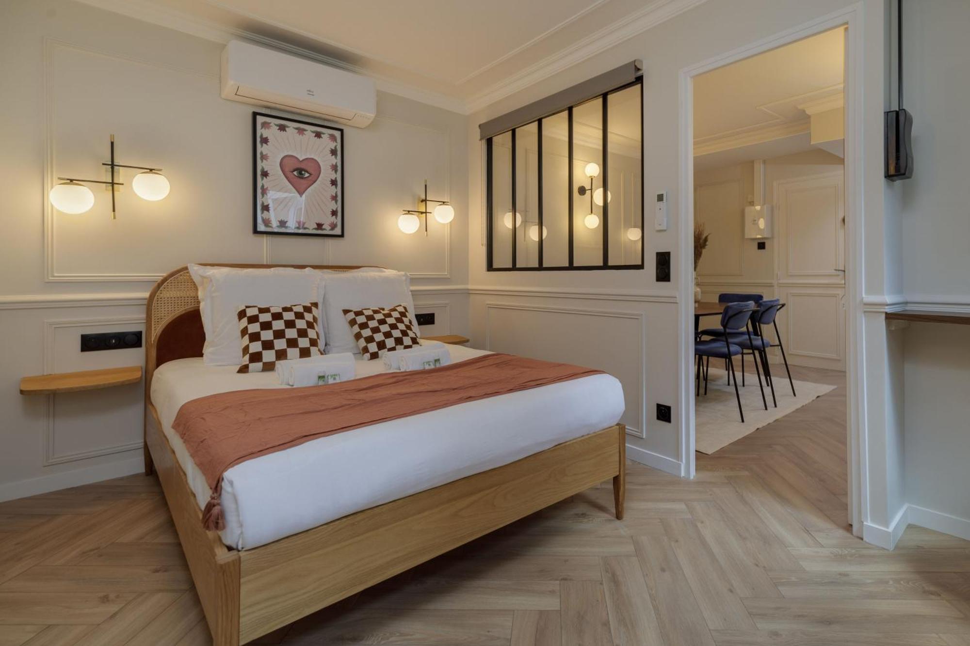 Poetic Stay - Louvre Париж Экстерьер фото