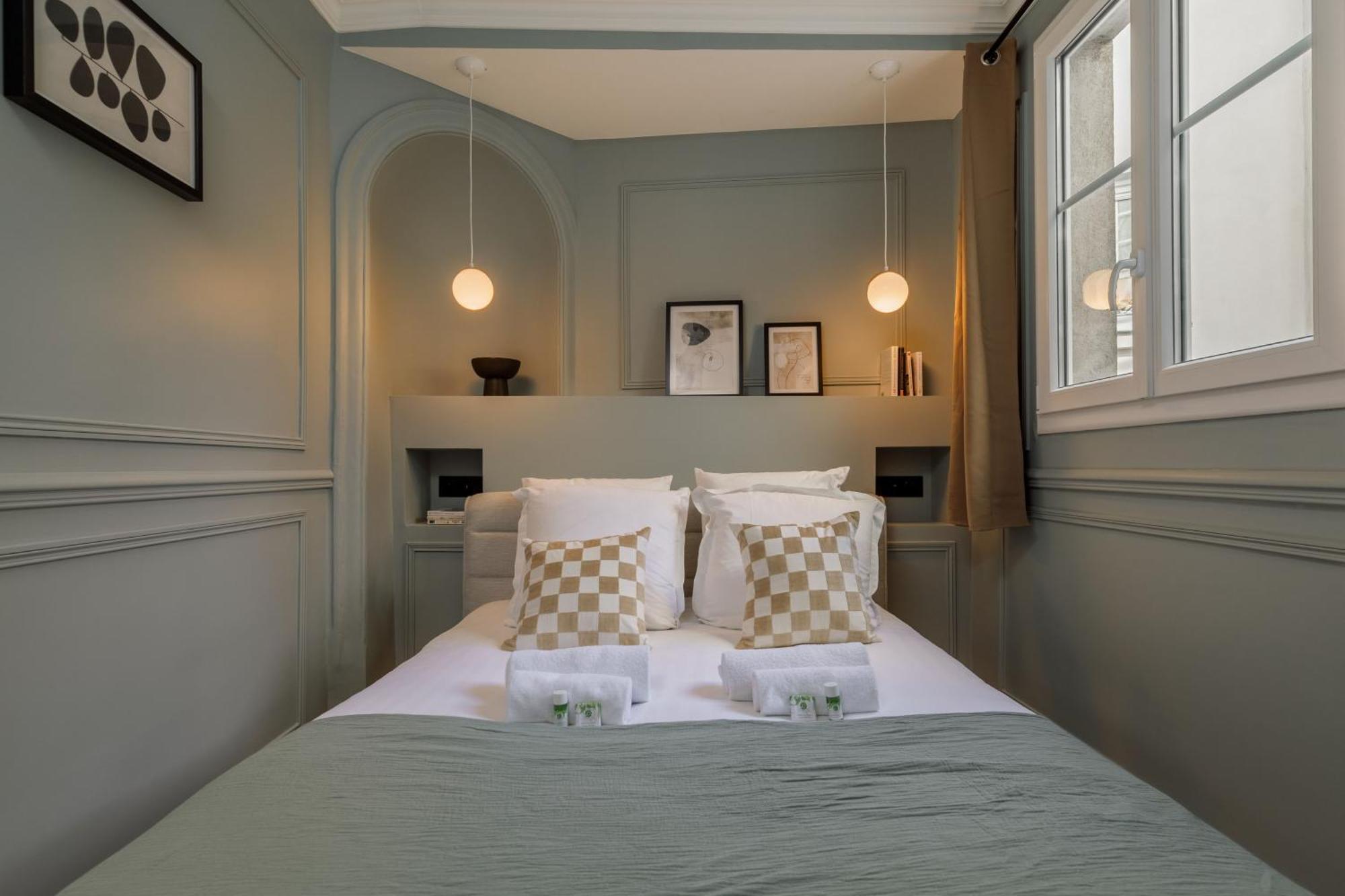Poetic Stay - Louvre Париж Экстерьер фото